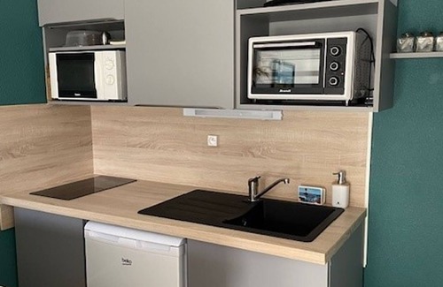 Barbatre House | Cottage in Barbâtre near beach, pets allowed, 2-4 ppl.