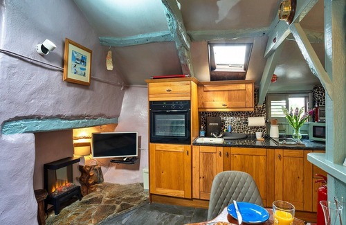 Tintagel Cottage | Cottage in Bossiney near Tintagel Castle