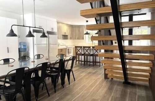 Notre-Dame-Des-Bois Ski Chalet | Cottage, in Quebec, in Domaine des Appalaches, with hot tub