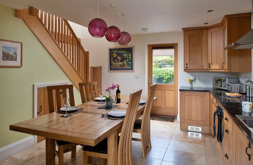 Eglwysbach House | Cottage in Conwy with Hot Tub & Mountain Views