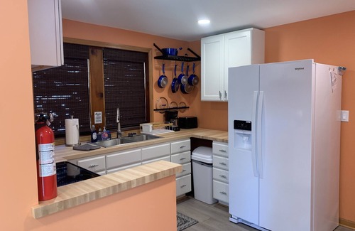 Mitiwanga Cottage | Cottage in Private Beach Community Near Cedar Point and Kalahari