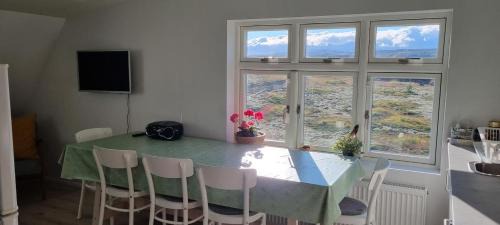 Sveitarfelagid Olfus Apartment | Cottage in the middle of nowhere