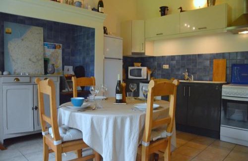 Wierre-Effroy House | Cottage in Wierre-Effroy near Forest