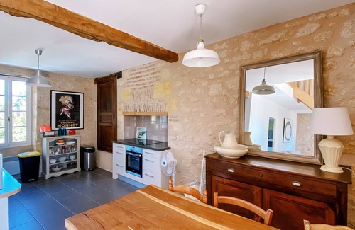 Saint-Cyprien Cottage | Cottage L'Enea Terrasse, Penthouse River View, Family Treat with Pool & Gardens
