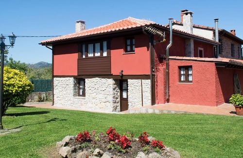 Obaya Cottage | Cottage located between the Asturian coast Colunga and the Sierra del Sueve.