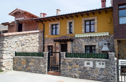 Obaya Cottage | Cottage located in the village of Loroñe in the Asturian coast Colunga.
