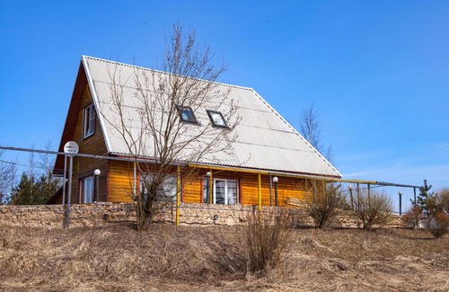 Khutyn Villa | Cottage na Strelke