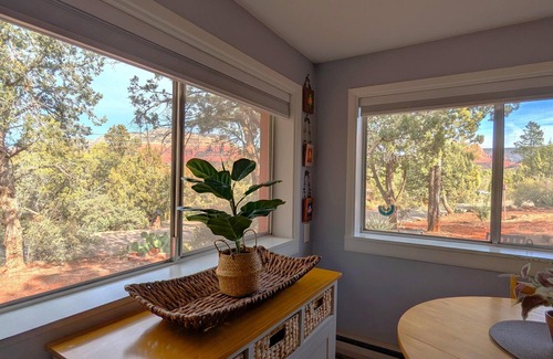 Sedona Cottage | Cottage near Uptown Short Walk to Tlaquepaque Arts and Crafts Village and trails