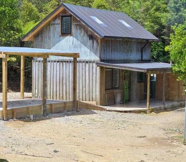 Puhoi Bed & Breakfast | Cottage