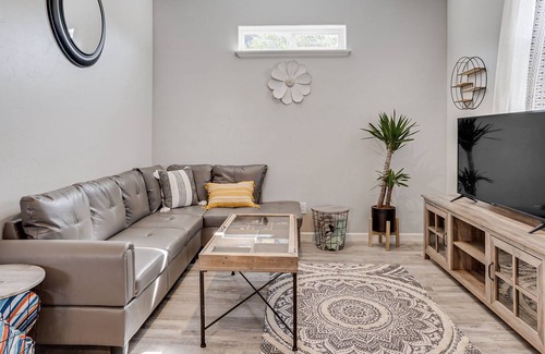 Eureka Cottage | Cottage Oasis with Beautiful Private Yard - Pet Friendly!