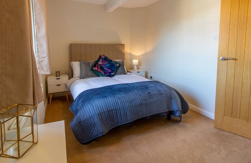 Wroxham Cottage | Cottage On The Quay