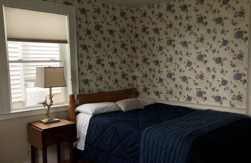Searsport House | Cottage on tranquil Penobscot Bay