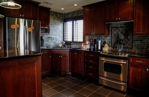 Lexington Cottage | Cottage on Working Race Horse Farm Minutes to Downtown, Keeneland, Horse Park!