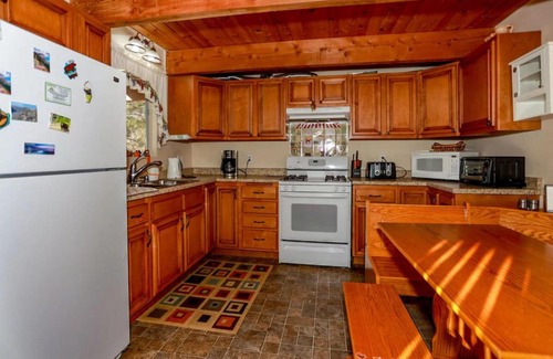 Sugarloaf House | Cottage Paradise #1969 by Big Bear Vacations