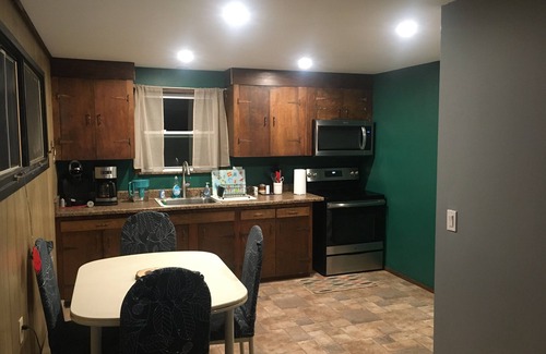 Alexandria Bay Cottage | Cottage rental in the Thousand Islands, Alexandria Bay, NY with dock