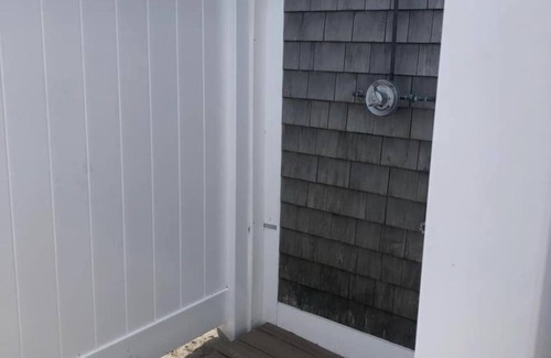 Eastward Look Cottage | Cottage right on WHB!