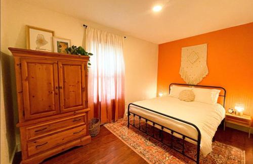 Bar Harbor Apartment | Cottage Street Downtown New Apartment
