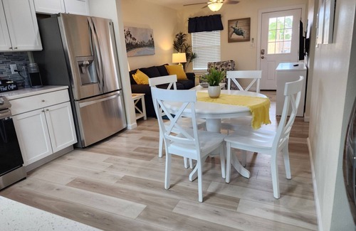 Navarre Cottage | Cottage with awesome outdoor living area 5 minutes to Navarre Beach!