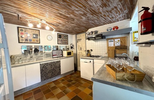 Saint-Cyprien House | Cottage with swimming pool and huge garden close to all amenities