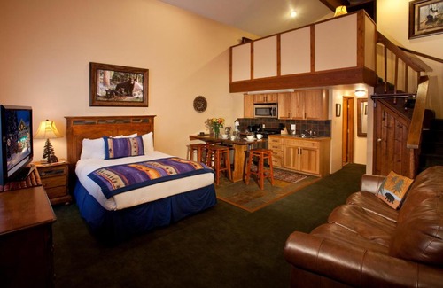 Taos Ski Valley Cabin | Cottam's Lodge by Alpine Village Suites
