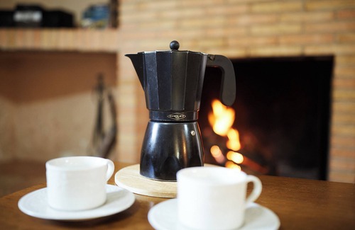 Villanueva del Arzobispo House | Country House 'Los Angostones' with Mountain View, Pool and Air Conditioning