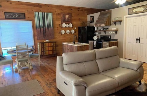 Tishomingo Cottage | Country Bliss