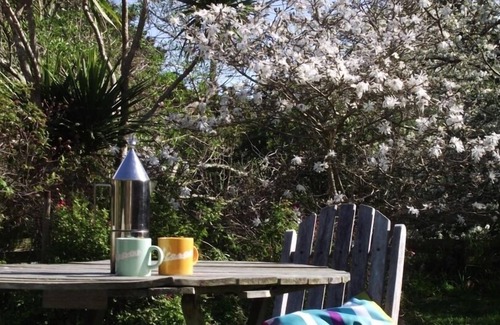 Tararua Forest Park Cottage | COUNTRY CHARM: Tranquil self-catering cottage
