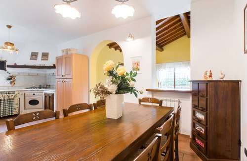 Lake Bracciano Villa | Country chic villa closed to the lake and city centre of Trevignano Romano.