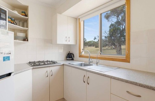 Middleton House | Country Escape Cottages | Lavender & Grevillea