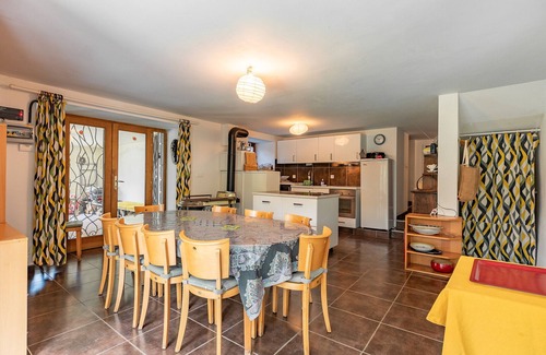 Saint-Barthelemy-Grozon House | Country House 'La Gabbro' with Mountain View, Private Terrace and Wi-Fi