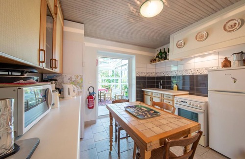 Saint-Benoit-sur-Loire Bed & Breakfast | Country house with garden, spacious rooms