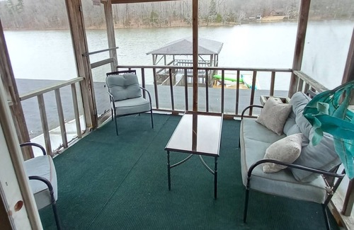 Myrtle Cabin | Country Haven