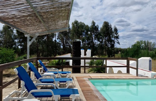 Reguengos de Monsaraz Villa | Country House 'Herdade Do Corval' with Mountain View, Wi-Fi and Air Conditioning