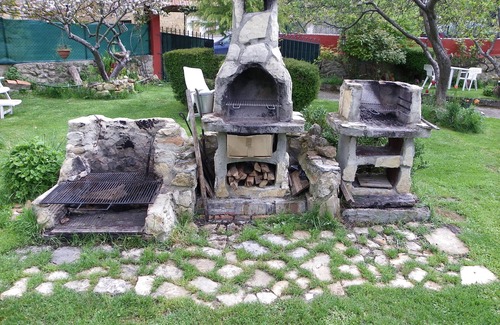 Quintana-Maria House | Country Home 'El Horno I' with Mountain View, Shared Terrace and Wi-Fi