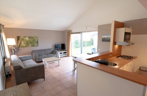 Zevenhuizen House | Country Home with Sauna