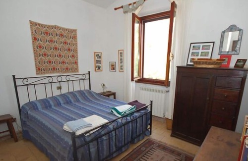 Magliano in Toscana House | country house with pool and superb views of the vineyards