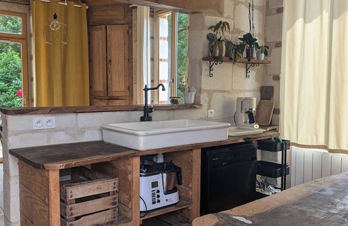 Pontigne House | Country house by a stream