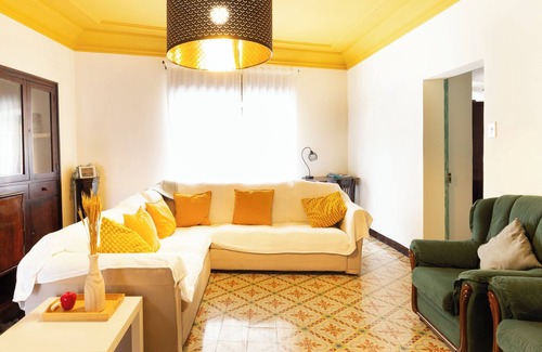Gualta House | Country House 'Can Blay' with Private Pool, Wi-Fi and Air Conditioning