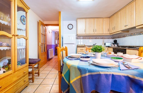 Culla House | Country House 'Casa Lino' with Mountain View, Private Terrace and Wi-Fi