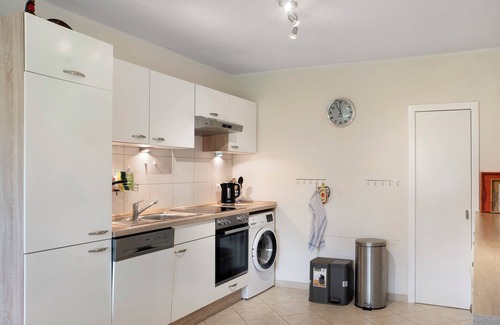 Wangerland Cottage | Country House 'Friesenhof' with Shared Terrace, Private Garden and Wi-Fi