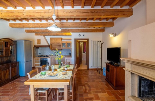 Cagli Apartment | Country House in Marche with Pool & Views