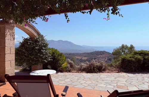 Lepreo Cottage | Country house in the olive grove with breathtaking views for every season