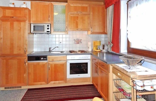 Fuegen Apartment | Country House in Zillertal near Spieljochbahn