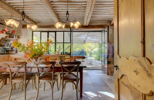 Lambesc House | Country House 'Mas Des Cigales Lambesc' with Private Pool, Wi-Fi and Air Conditioning