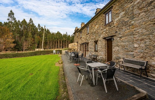 Espasante House | Country House 'Picon' with Shared Terrace, Shared Garden and Wi-Fi