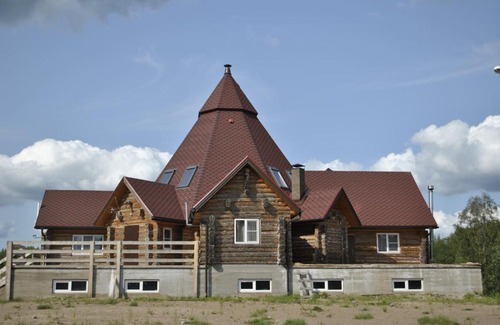 Hvalovskoe House | Country house Pyatnistiy olen