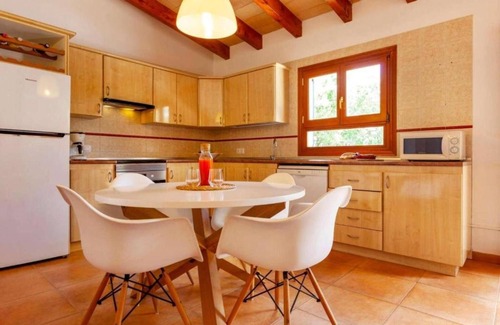 Arta Villa | Country House 'Sa Caseta' with Mountain View, Private Pool and Wi-Fi