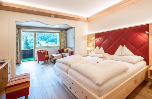 Bad Kleinkirchheim House | Country house suite breakfast - Thermenwelt Hotel Pulverer