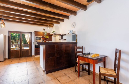 Manacor Villa | Country House 'Villa Es Coll Doret' with Private Pool, Private Terrace and Wi-Fi