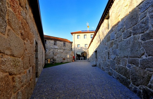 Fafe House | Country house with 2 bedrooms. Organic Farm 7 ha. Casas do Ermo